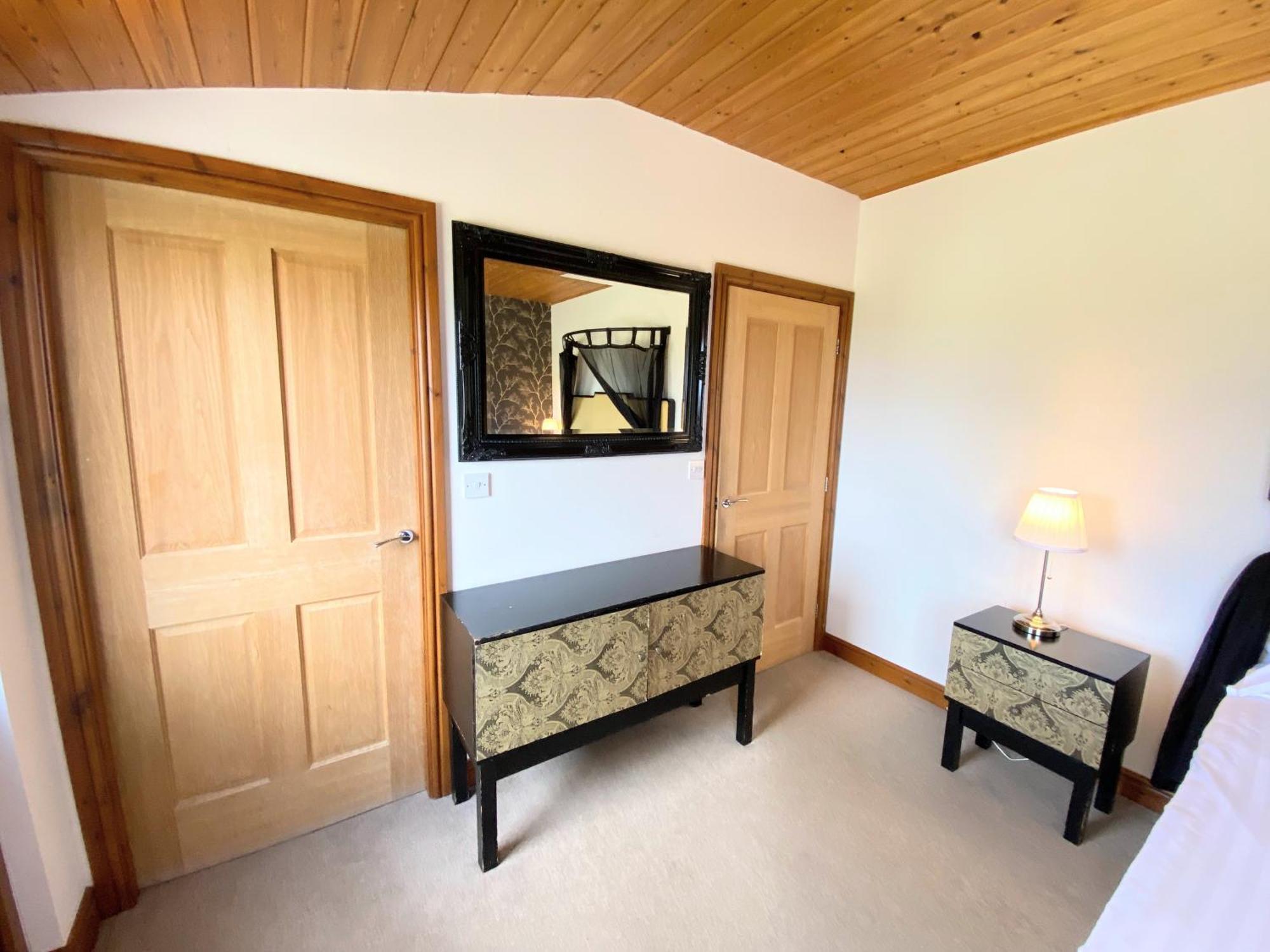 Torridon 12 With Private Hot Tub - Fife - Loch Leven - Lomond Hills Villa Kelty Bagian luar foto